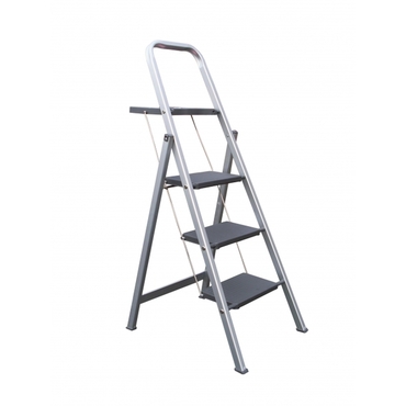 GIANT domestic ladder